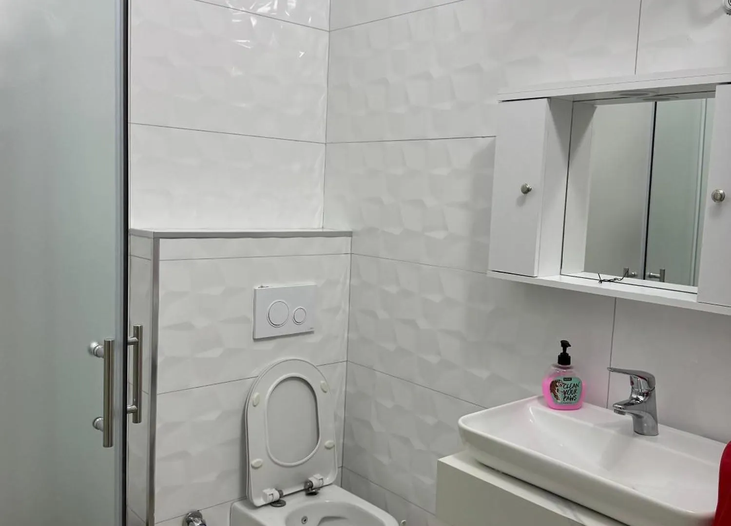 Apartament Tek Kompleksi Fishta Velipoje Albania
