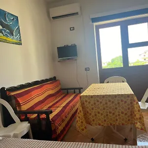 Domus Aurea Aparthotel